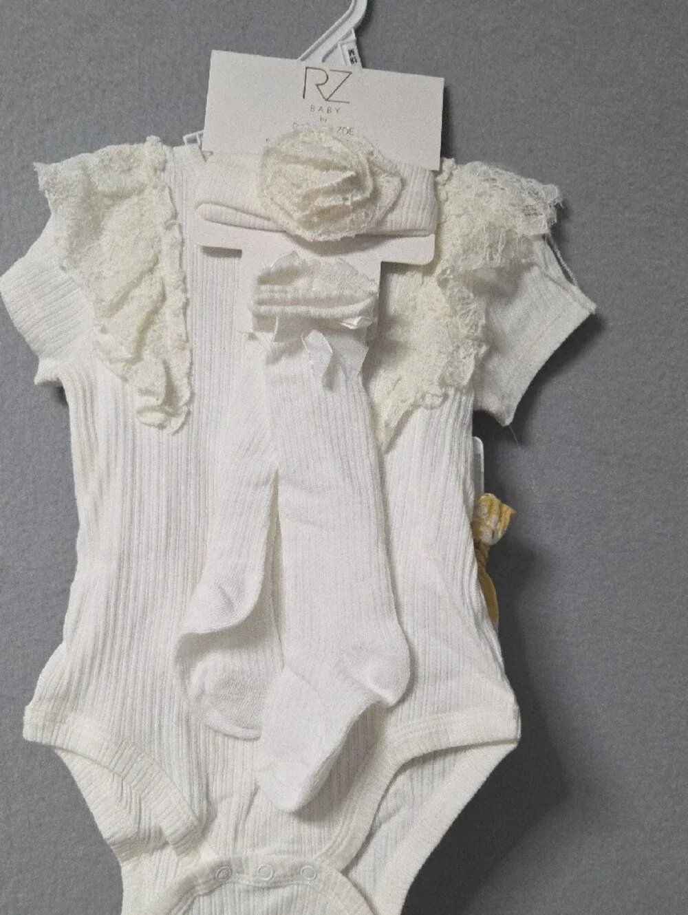 Rachel Zoe Cream Lace-Trim Ribbed Bodysuit with Socks & Headband